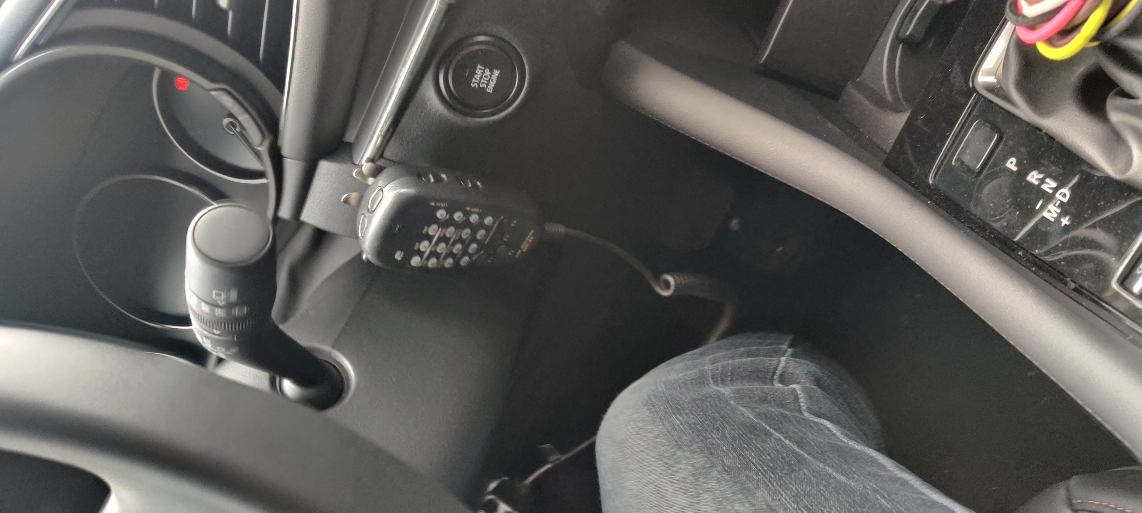 FT-8900R mic on right side of steering column, next to pushbutton ignition.