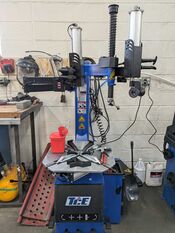 Tire Changer.jpg
