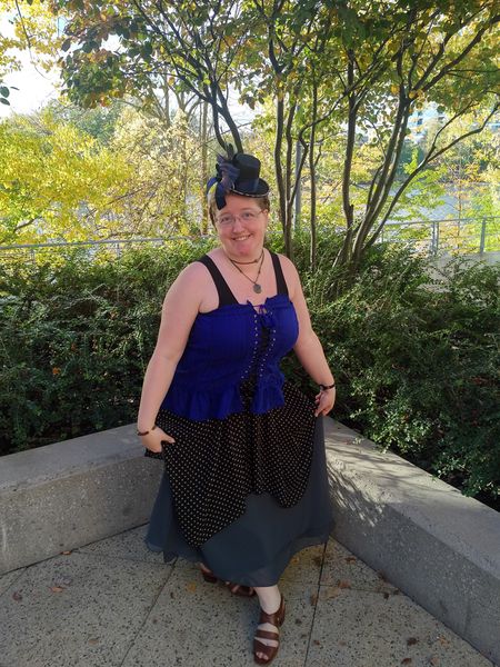 File:Kcm curtsy.jpg